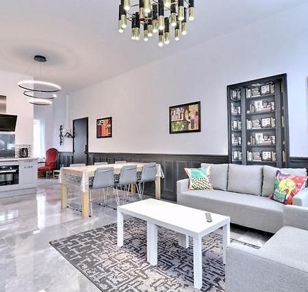 Les Appartements Fenelon Le Cateau-Cambresis 外观 照片
